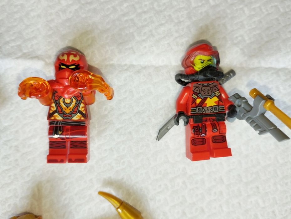 Kolekcja figurek LEGO Ninjago KAI (Dragon Form, Scuba, Island) - Wybierz swoją!
