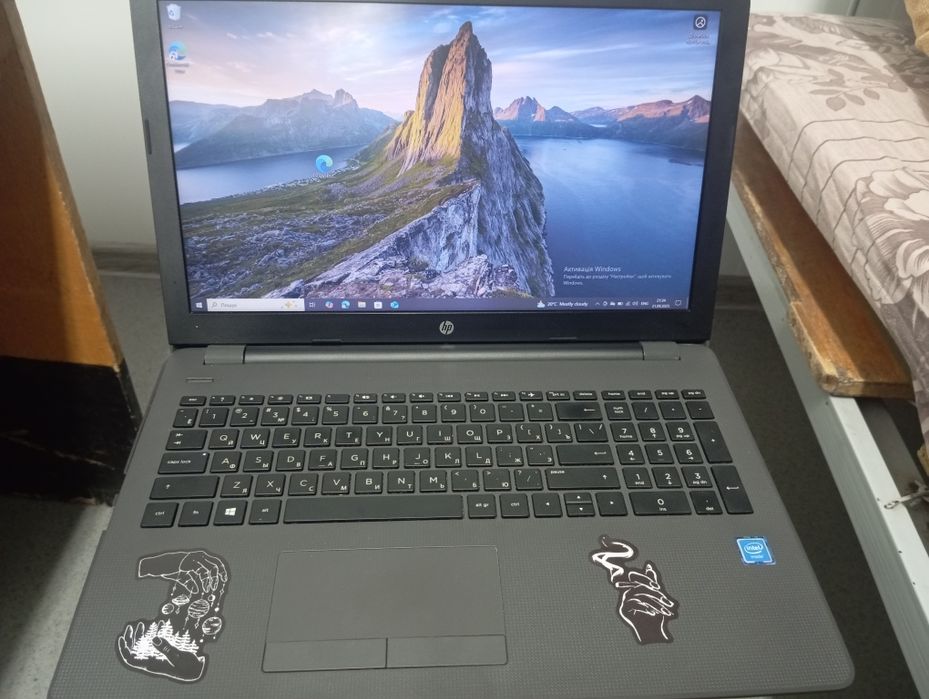 Ноутбук  5000 грн