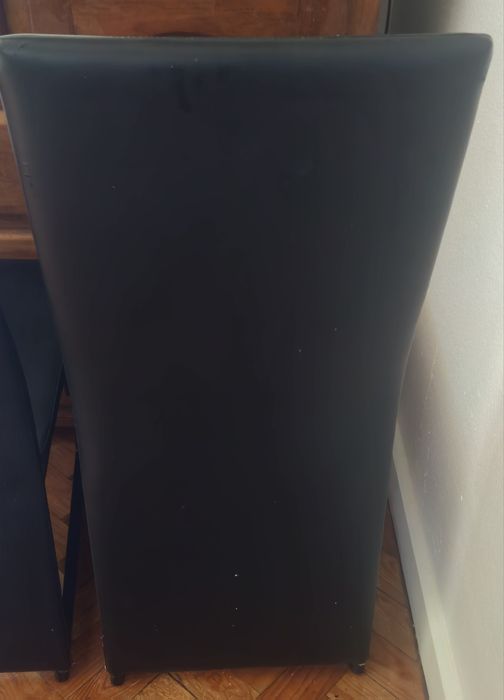 Cadeiras sala pretas