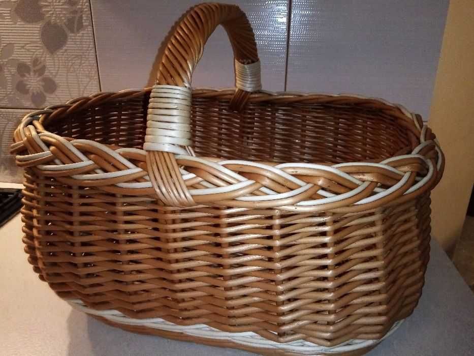 Koszyk wiklinowy