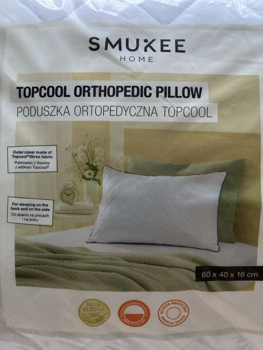 Dwie nowe poduszki ortopedyczne