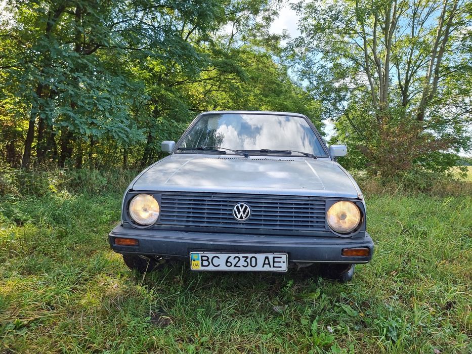 Volkswagen Golf 2