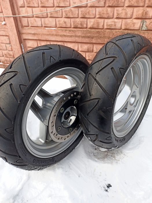 Продам пару коліс.sYm jet euro x 2t 50