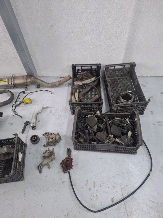 Peças yamaha  yzf 426