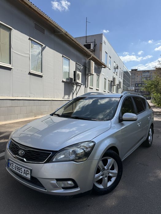 Kia Ceed дизель CRDI