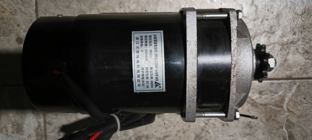 Продам редукторный электромотор 36v 650w для электротранспорта