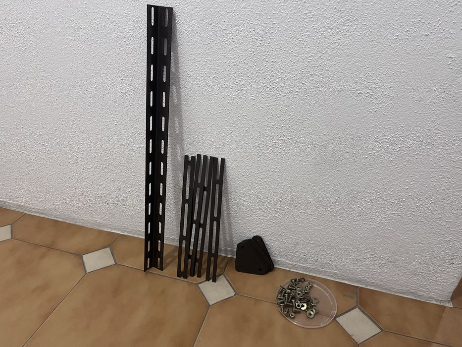 Prateleiras  metálicas para estante modular