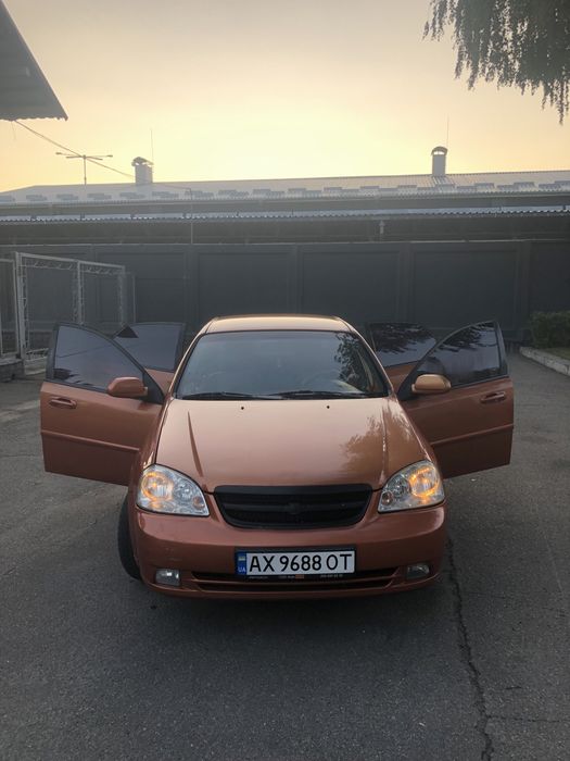 Продаю машину Chevrolet Lacetti