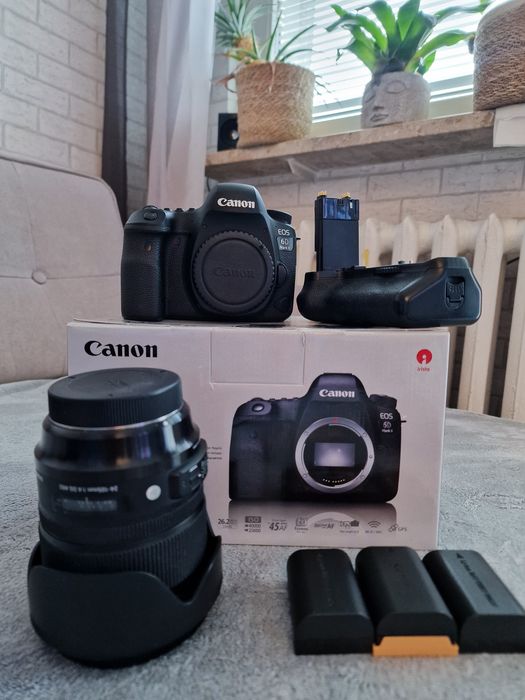 Canon EOS 6D Mark II + grip + obiektyw SIGMA ART 24-105m