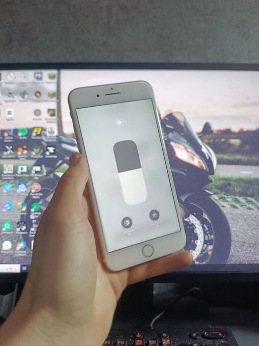 iPhone 7 Plus 32GB Gold | АКБ 100% | Хороший стан | Touch ID OK | Neverlock