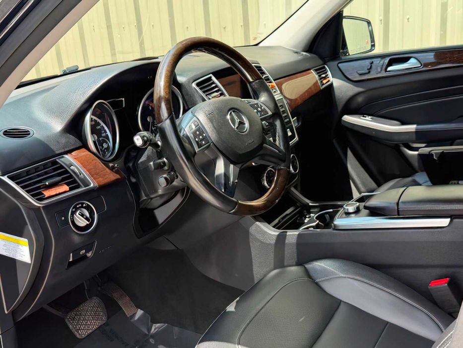Mercedes-Benz M-Class Ml 350 Bluetec      2014
