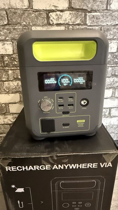 Зарядна Станція Fossibot f1200