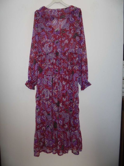 vestido de senhora da marca lefties