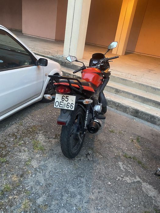 Honda cbf 125 26000 km em bom estado