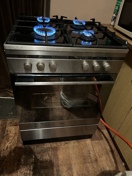 Kuchnia kuchenka gazowo-elektryczna Amica 60cm szklo rozen dowoz