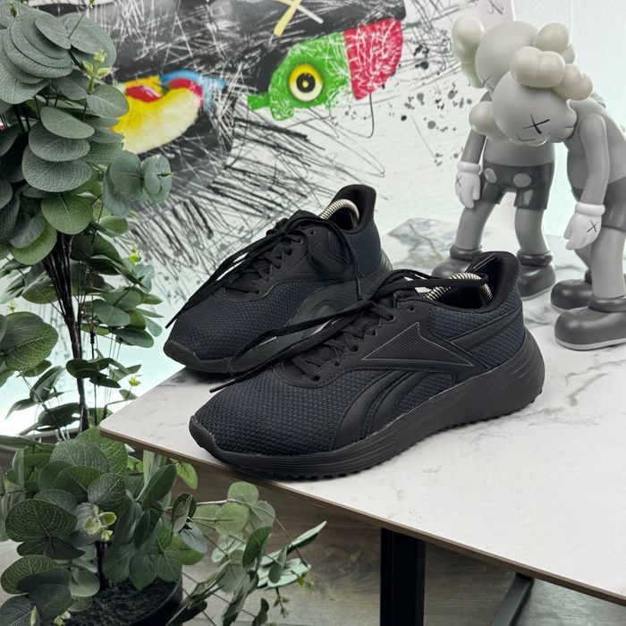 Кросівки Reebok Lite Plus 38.5 розмір Е5613