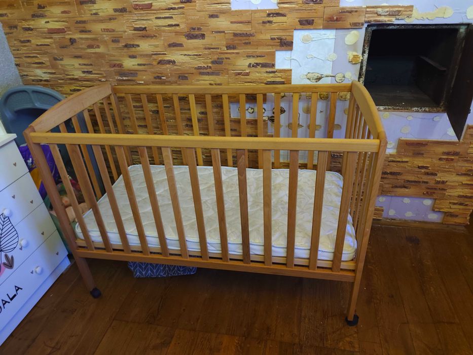 Дитяче ліжечко звичайне