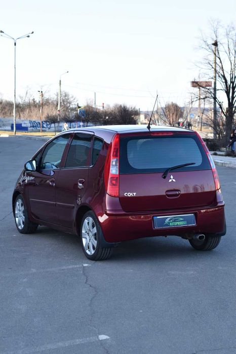 Mitsubishi Colt 2005 1.5 бензин (Перший внесок від 20%)