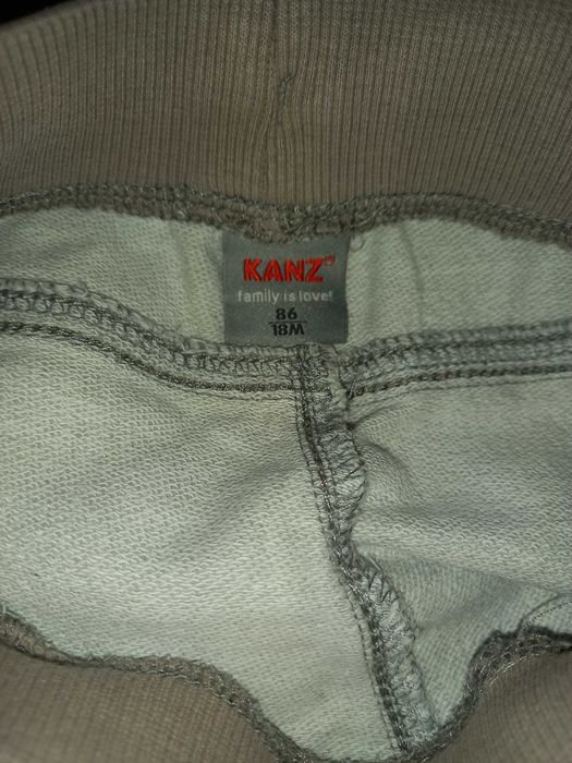 krótkie spodenki kanz rozmiar 86 cm