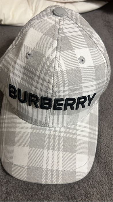 Burbery capa  nova