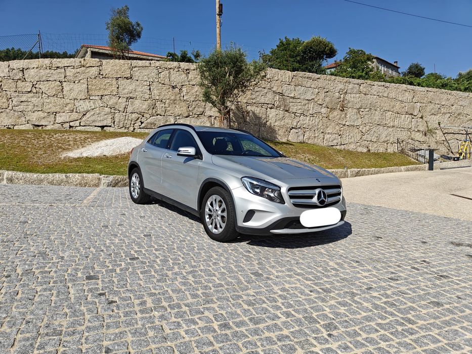 Mercedes Benz GLA 180