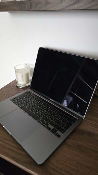 Apple Macbook Pro