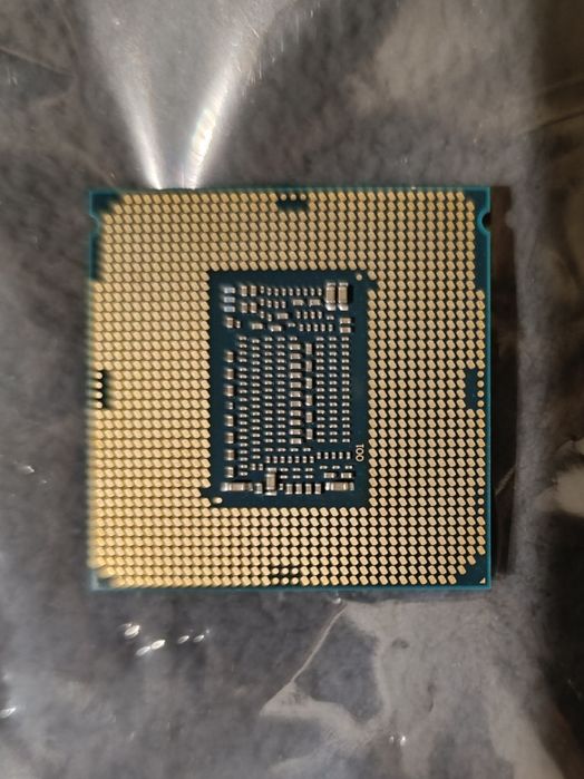 Motherboard (ASUS TUF B360M-PLUS Gaming) + CPU (Intel Core i5-8400) + Cooler (Cooler Master Hyper H412R)