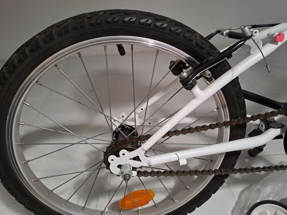 Bicicleta BTT TWIN menina