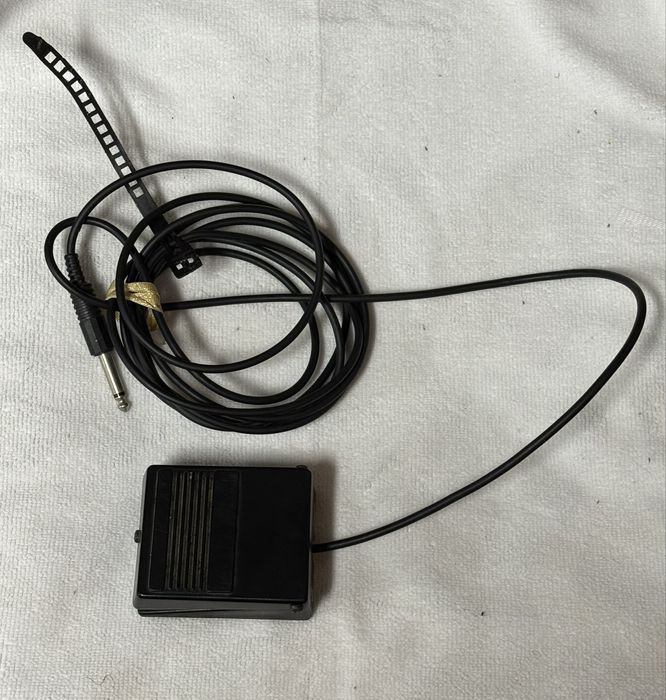 Pedal de sustain para teclado