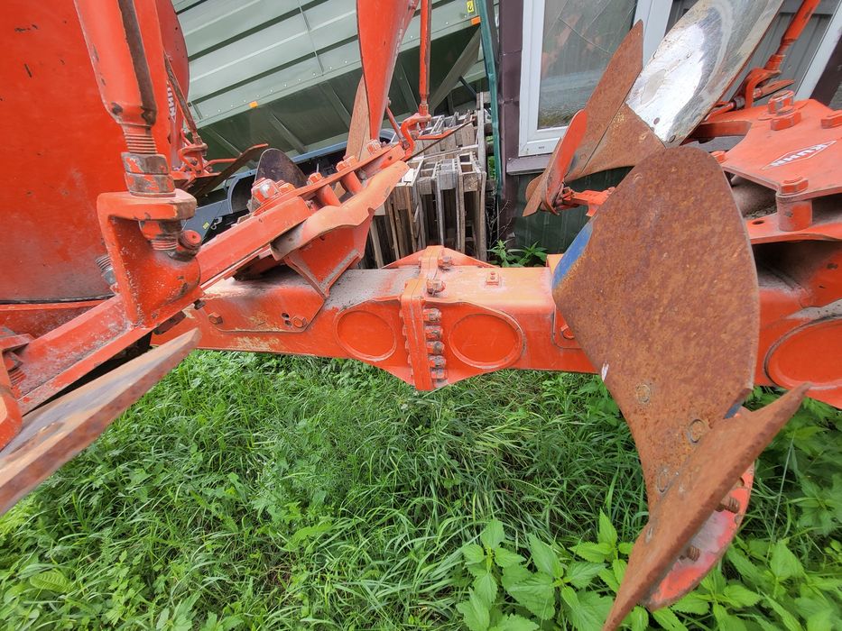 Плуг оборотний KUHN CHALLENGER 9Т, 2017рв