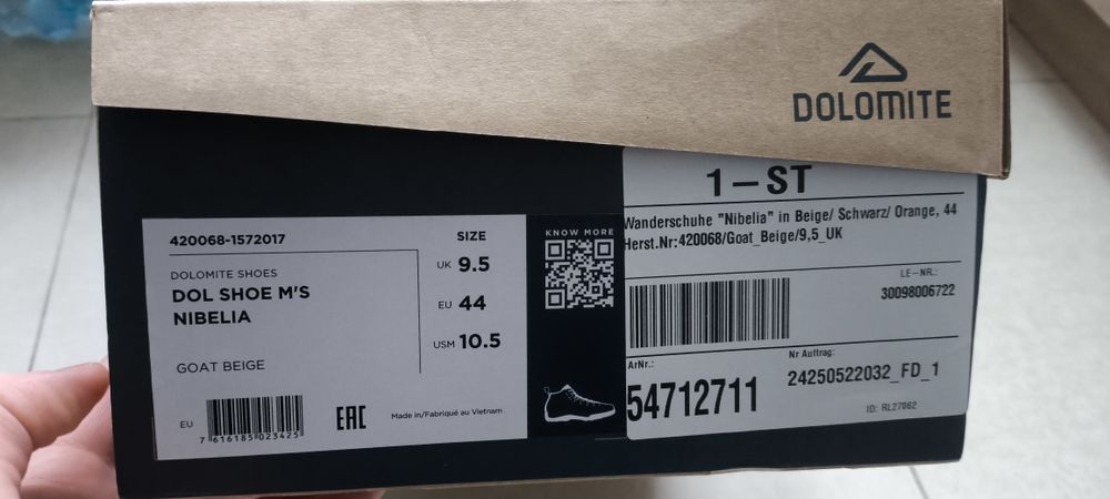 Buty turystyczne "Nibelia" r. 44