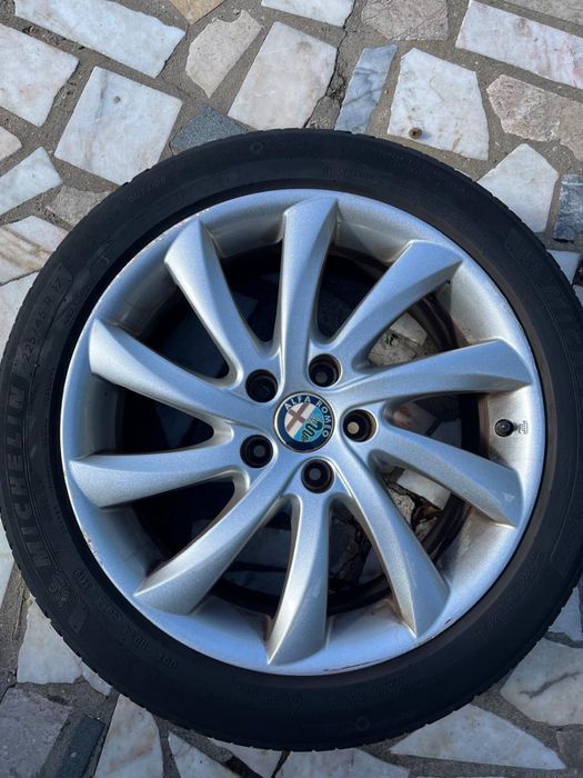 Jantes Alfa Romeo Giulietta 17’ + 4 Pneus