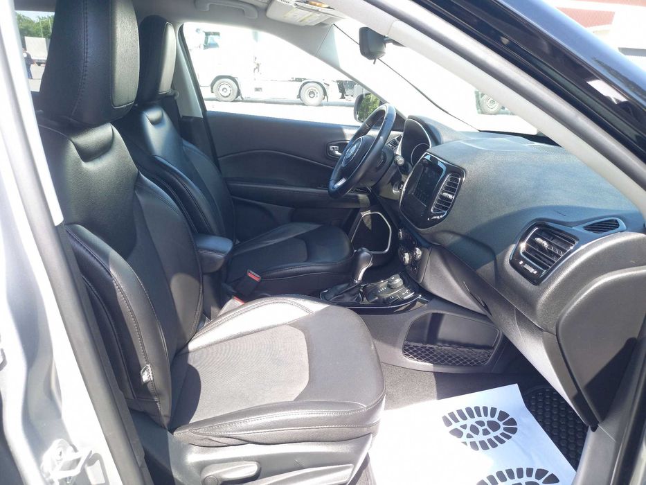 Jeep Compass 2018 2.4 9АТ (180 к.с.) AWD Latitude