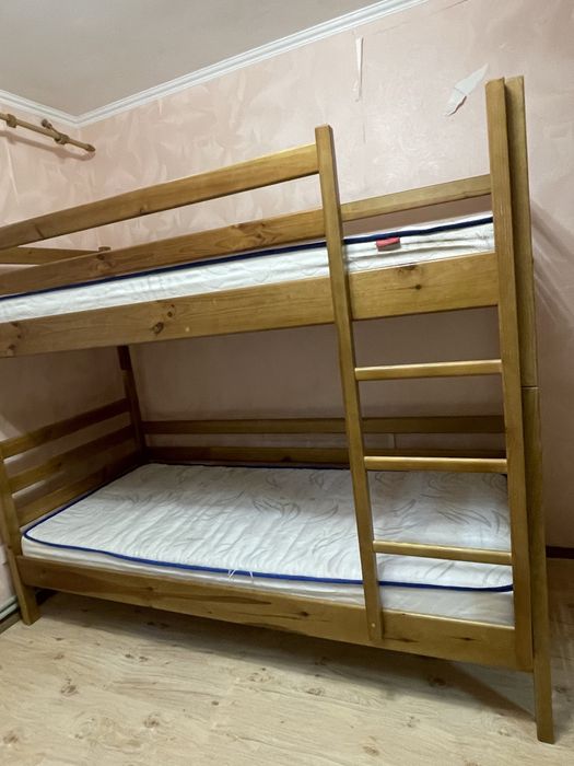 Двухъярусная детская кровать