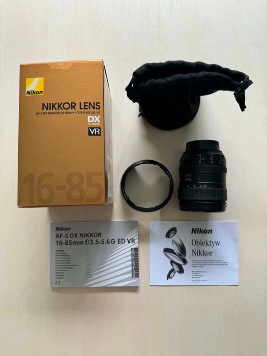 Nikon D7000 + AF-S DX 16-85 mm VR + SB-910 – kompletny zestaw, stan bardzo dobry