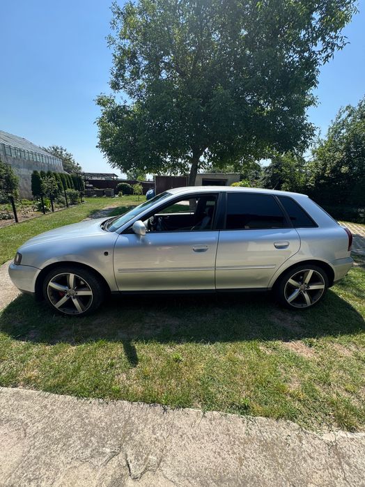 Audi a3 8l hatchback