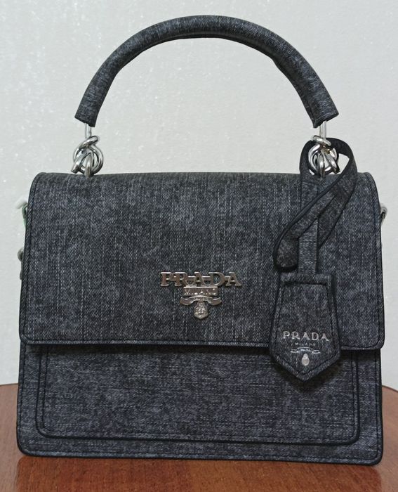 Сумка женская  Prada