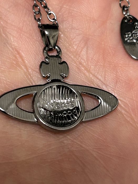 Підвіска Vivienne Westwood y2k