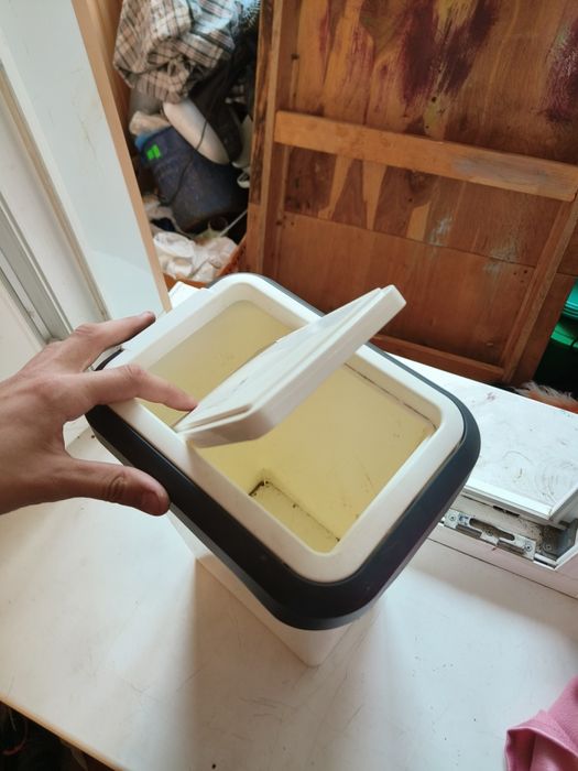 Ведро для мусора с крышкой мини