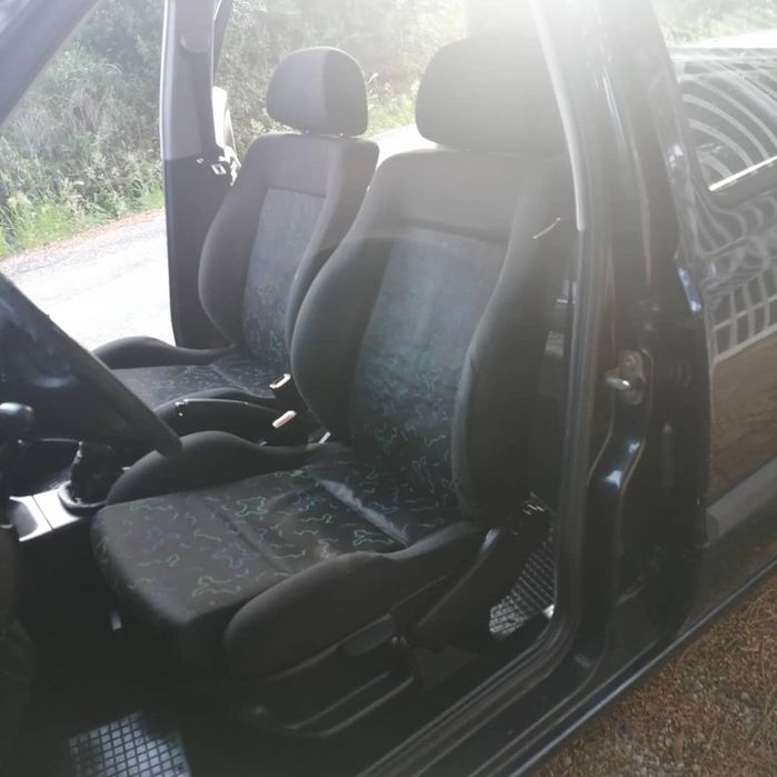 Peças VW Golf lll 1.4 boa mecânica e interiores muitas peças