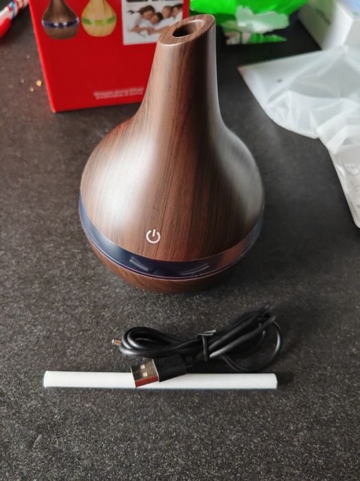 NOWY, Nawilżacz powietrza z dyfuzorem podświetlenie LED, Gratis