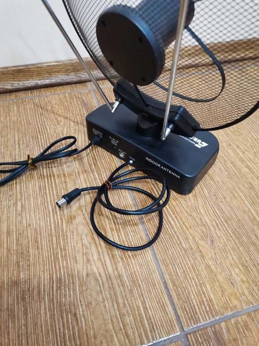 Антенна Т2 с усилителем Eurosky