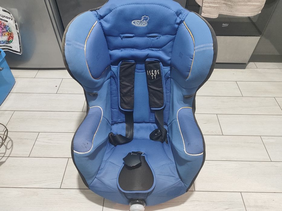 Автокрісло Oxygen Iseos 8 - 15 кг