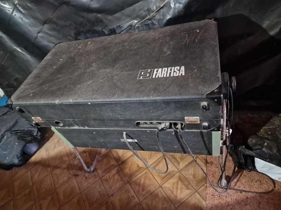 Farfisa VIP 200-R – Órgão Analógico Vintage Italiano – Anos 70