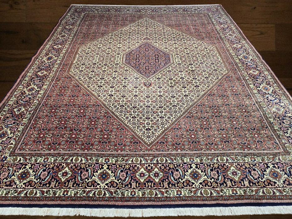 Perski dywan Bidjar z Iranu - Kurdyjskie rękodzieło 250 x 350 cm
