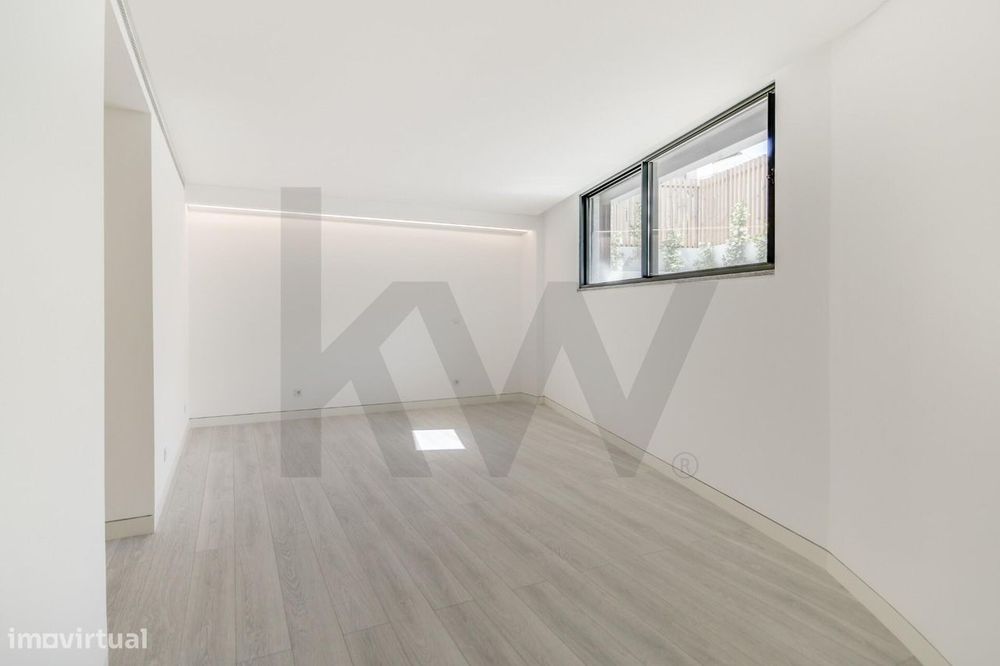 T1 Duplex para Arrendamento em Lisboa | Terraço, Jardim e Estacionamen