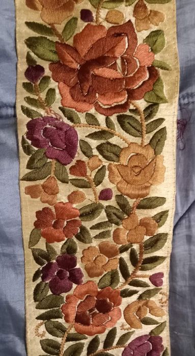 Продаю  Вишиванку.