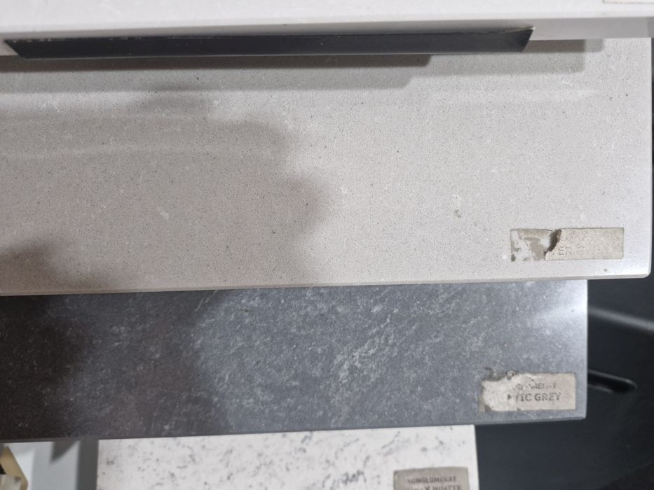 Parapety konglomerat ,blaty ,schody