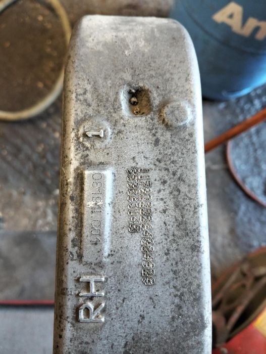 Zwrotnica prawa alfa gulia  eu