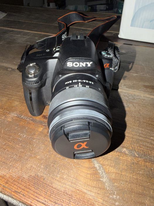 Sony Alpha A390 DSLR + Objetiva 18-55mm – Kit Completo
